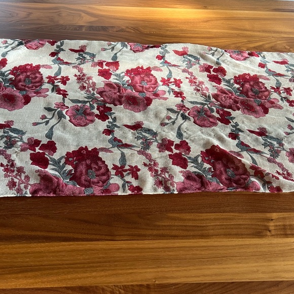 Cotton veil scarf 🧣 - Picture 3 of 3